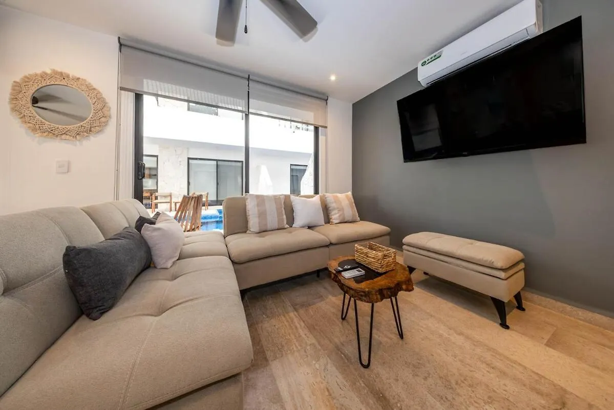 Luxury Stay Private Pool And Movie Theater Retreat 图卢姆 0*,  墨西哥
